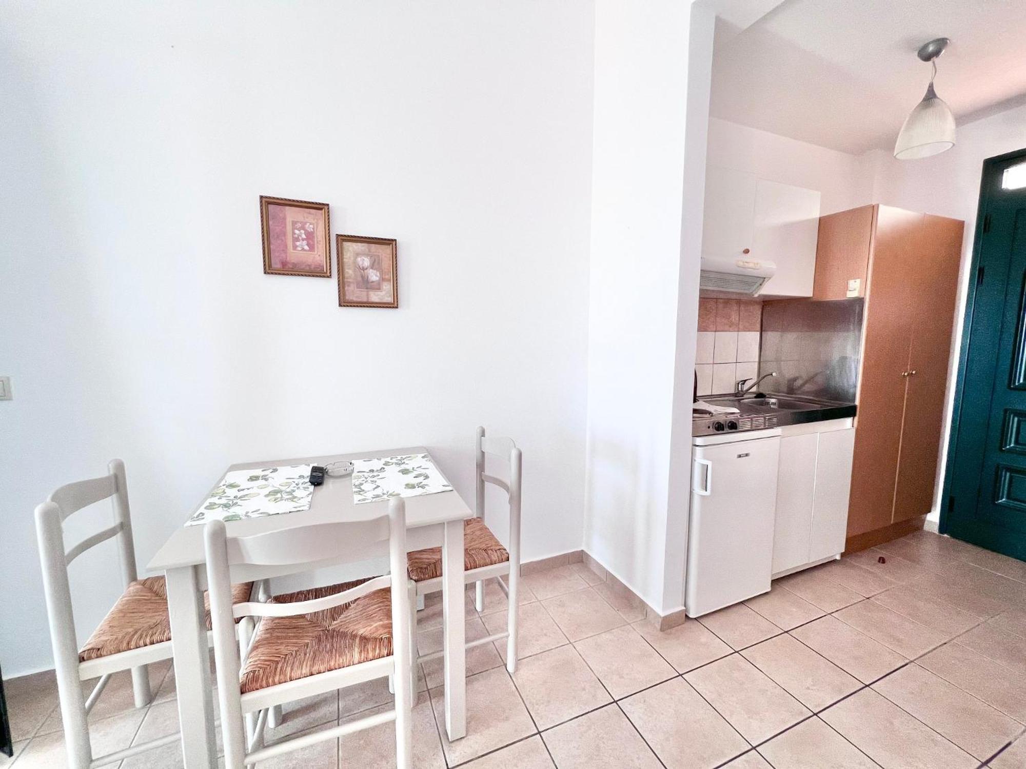 Aristomenis Studios Vlachata Extérieur photo